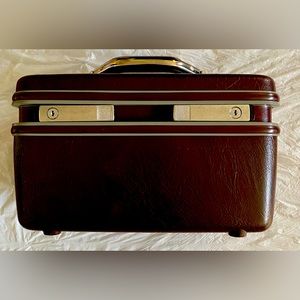 Vintage Samsonite-Train Cosmetics Vanity Case- Dark Brown